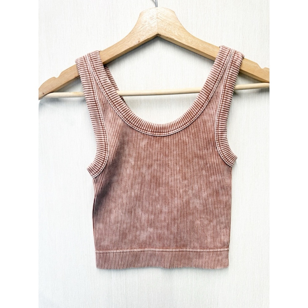 NWOT Zenana Ribbed Cropped Brami Tank Top Deep Camel, Size Small/Medium - Picture 4 of 6